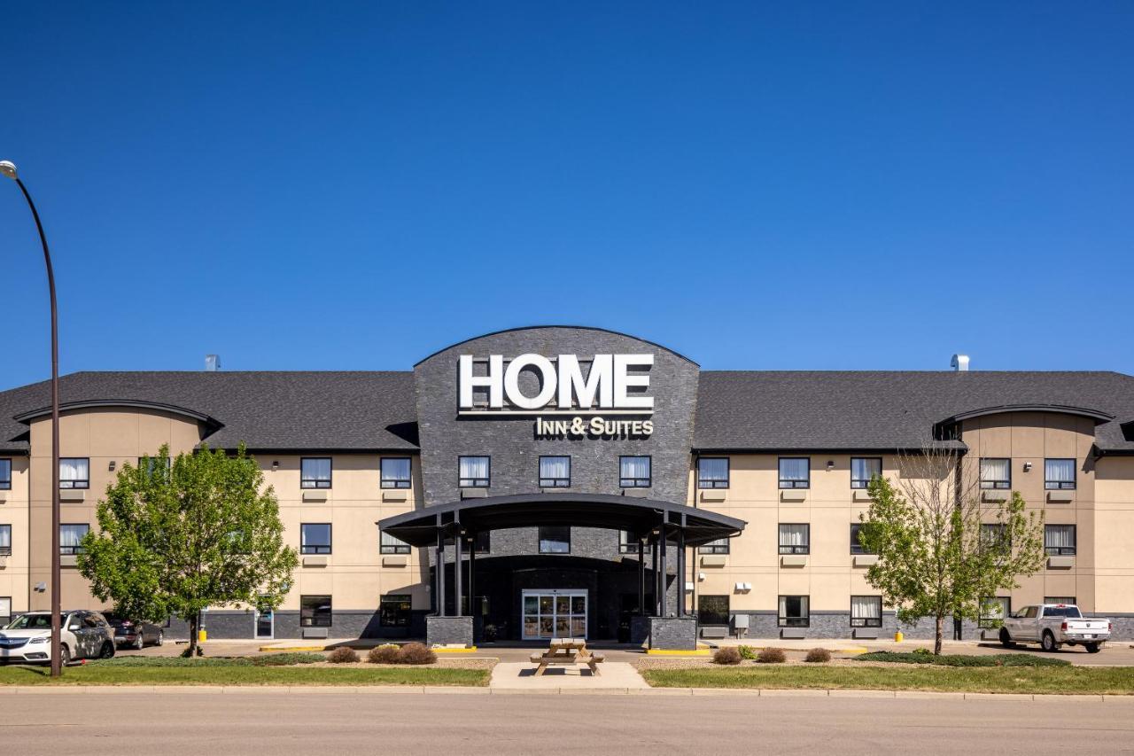 Home Inn & Suites - Swift Current Kültér fotó