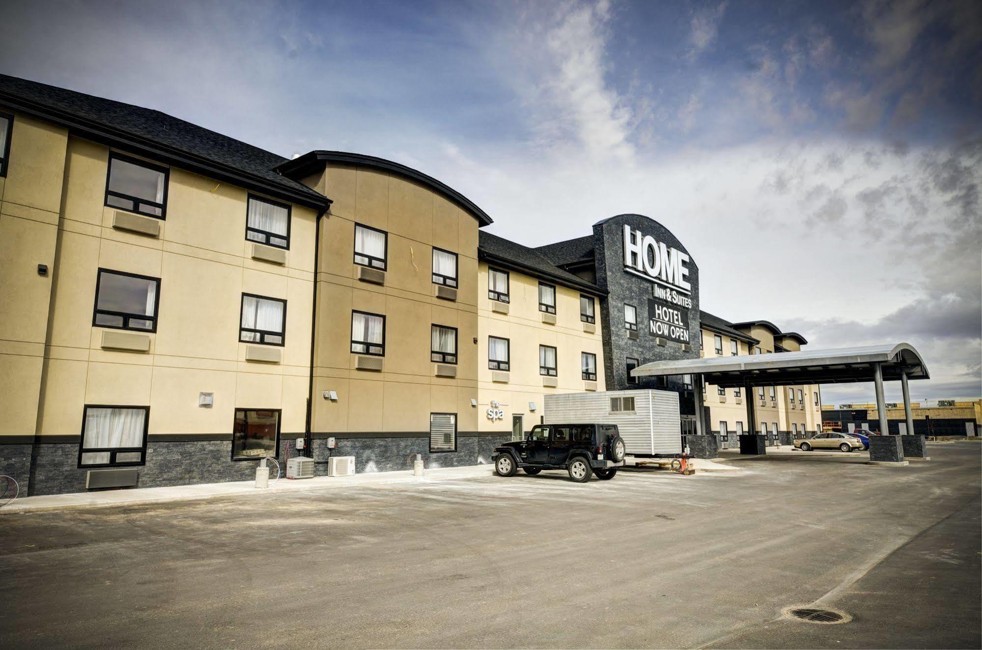 Home Inn & Suites - Swift Current Kültér fotó